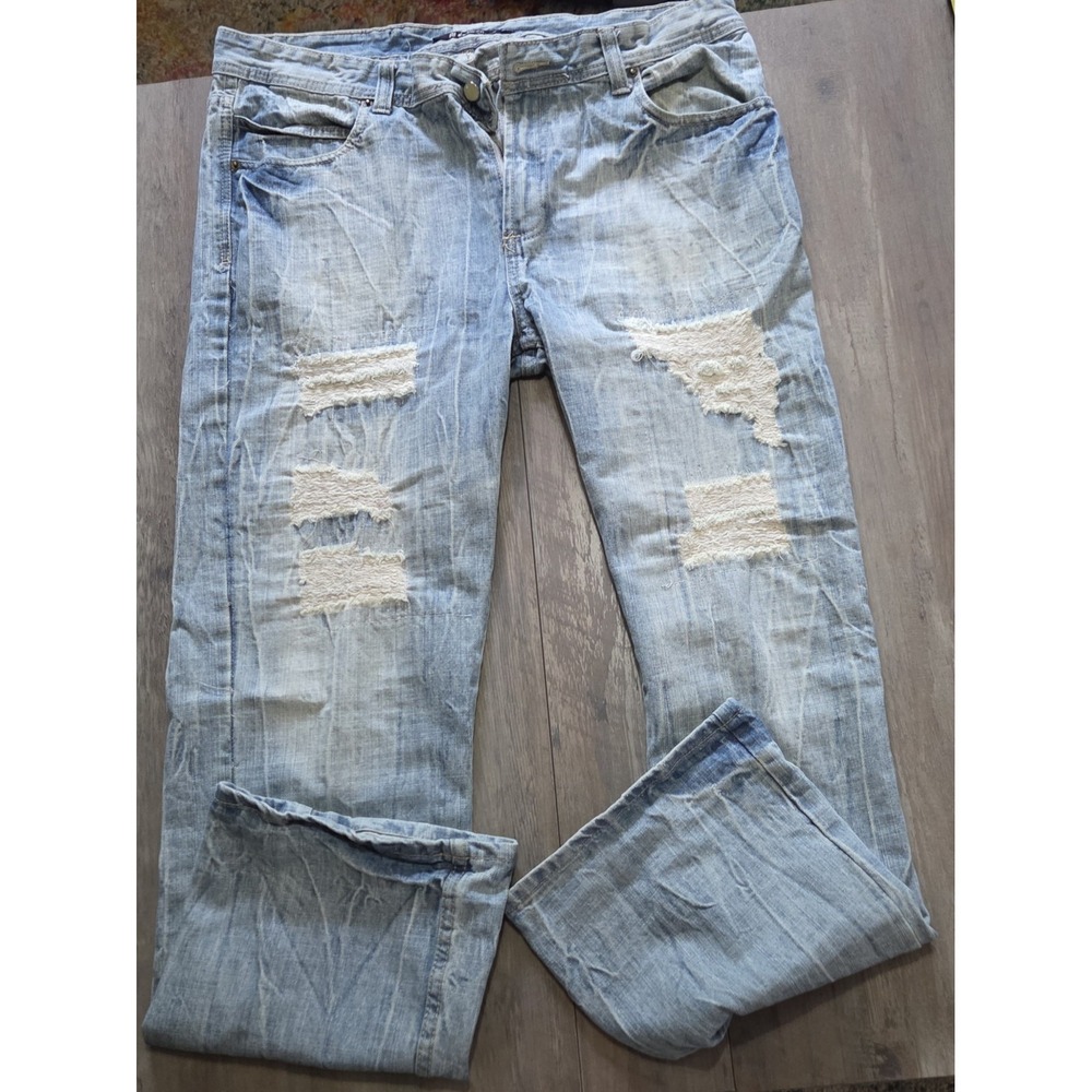 CJ Black Light Wash Distressed Denim Jeans Men Sz 36 (30" Inseam) 100% Cotton